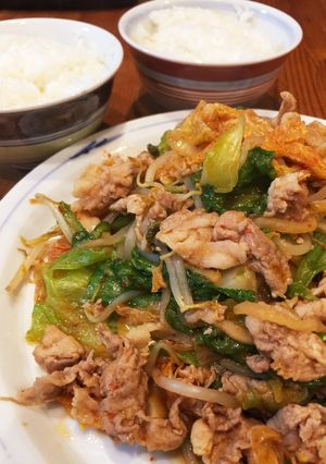 レタス外葉で作る豚キムチ-レシピのメイン写真