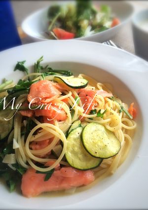 スモークサーモンとレモンバターのパスタ-レシピのメイン写真