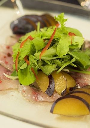 青魚とプルーンのカルパッチョ-レシピのメイン写真