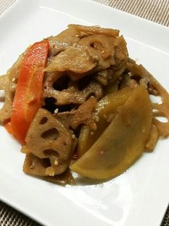 大きめの豚肉、蓮根、じゃがいものきんぴら-レシピのメイン写真