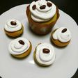 ホイップマリーム抹茶小豆カップケーキ