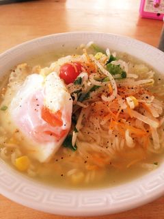 コンビニサラダが余ったら、タンメンに!-レシピのメイン写真