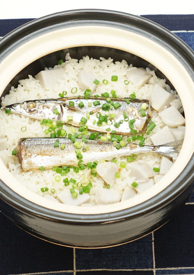 秋刀魚と里芋の炊き込みごはん-レシピのメイン写真