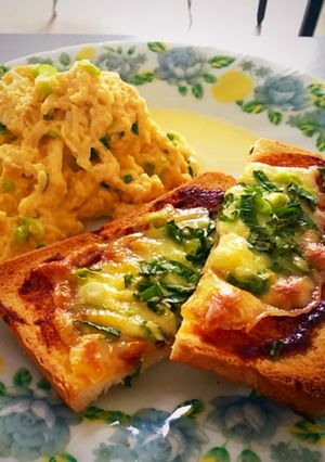 乗せて焼くだけネギ和風トースト！簡単！-レシピのメイン写真