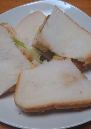 冷凍の唐揚げと生ハムのサンドイッチ-レシピのメイン写真
