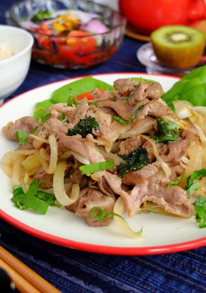 後味サッパリ☆ラム肉の大葉味噌ポン炒め！-レシピのメイン写真