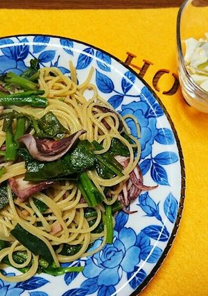イカと小松菜のワイン風味パスタ-レシピのメイン写真