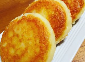 話題入り☆簡単☆揚げないチーズ芋もち-レシピのメイン写真