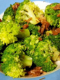 ブロッコリーとアンチョビのガーリック炒め-レシピのメイン写真