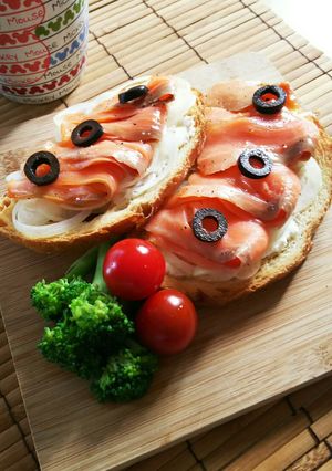サーモンとクリームチーズのタルティーヌ-レシピのメイン写真