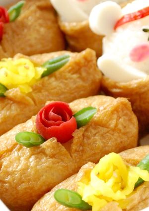 運動会のお弁当☆簡単キレイなお花稲荷寿司-レシピのメイン写真
