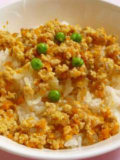 そぼろかけごはん・保育園給食-レシピのメイン写真