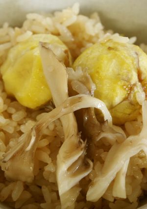 生栗とマイタケの炊き込みごはん-レシピのメイン写真