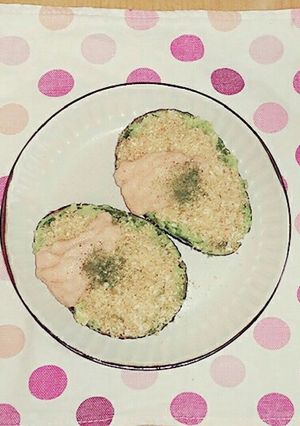 明太マヨソースで食べるアボコロココット。-レシピのメイン写真