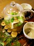 ティーポットでも◎♪松茸の土瓶蒸し