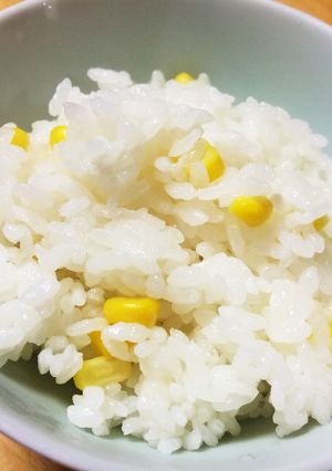 冷凍コーンで炊き込みご飯-レシピのメイン写真