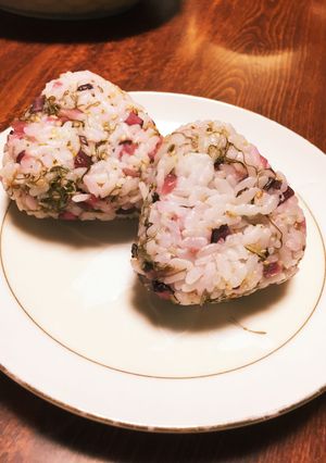 ＊夜食に！あっさり胡麻おにぎり＊-レシピのメイン写真