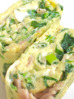 栄養満点!ほうれん草とベーコンの卵焼き-レシピのメイン写真