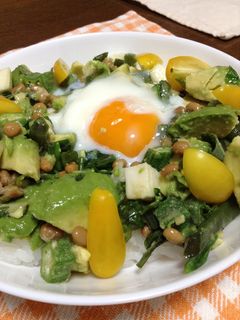 アボカドで美肌丼-レシピのメイン写真