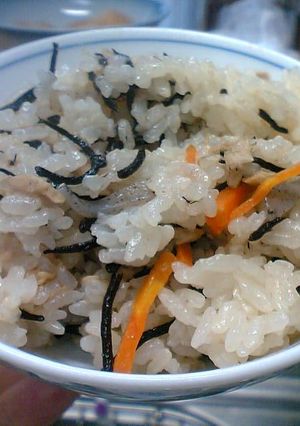 ★簡単★ツナとひじきの炊き込みご飯-レシピのメイン写真