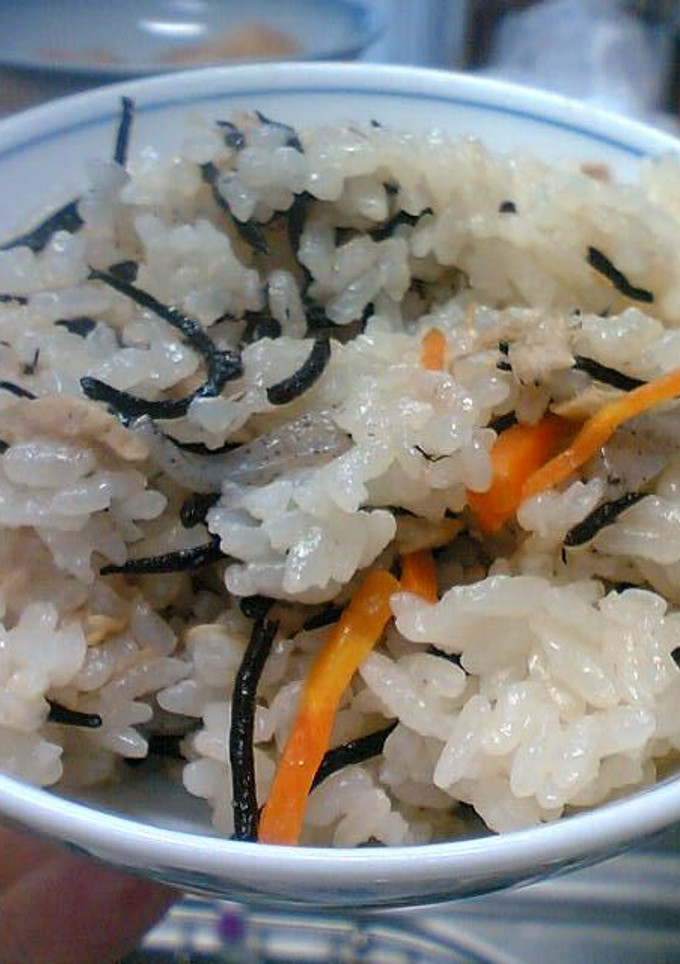★簡単★ツナとひじきの炊き込みご飯-レシピのメイン写真