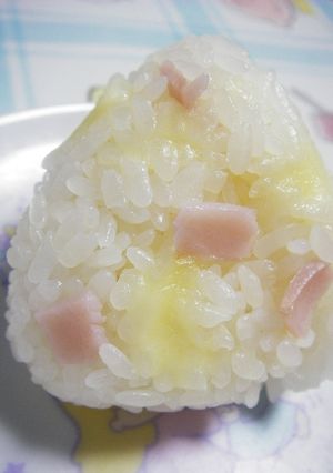 ✿ハム＆チーズ✿おにぎり-レシピのメイン写真