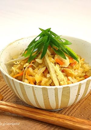 炊飯器de簡単おいしい♡鶏ごぼうごはん♡-レシピのメイン写真