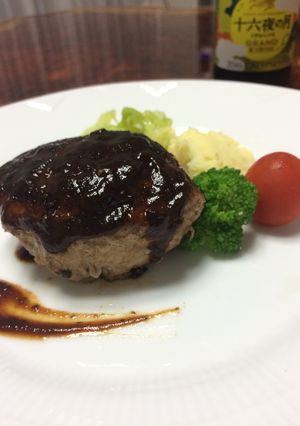 肉汁じゅわ～みんな大好きハンバーグ-レシピのメイン写真
