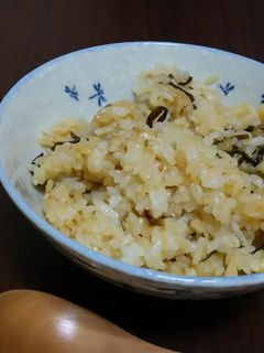 塩昆布と醤油の混ぜご飯-レシピのメイン写真