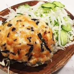รูปของ ⁂糖質制限⁂鶏胸肉のひじき入りハンバーグ