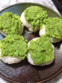 ずんだでぼた餅-レシピのメイン写真