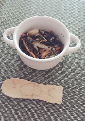 カミカミ期♡取り分けで作るひじきの煮物-レシピのメイン写真