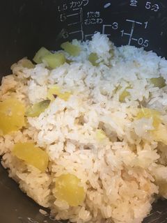秋には、炊飯器で簡単、さつまいものおこわ-レシピのメイン写真