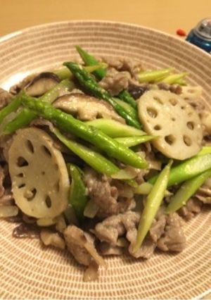 豚肉とアスパラ、蓮根の味噌炒め-レシピのメイン写真