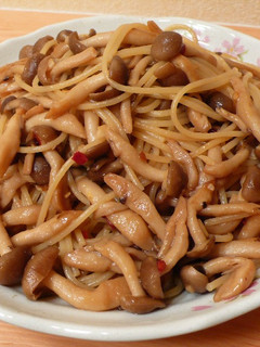 ピリっと旨い!きのこのバター醤油パスタ-レシピのメイン写真
