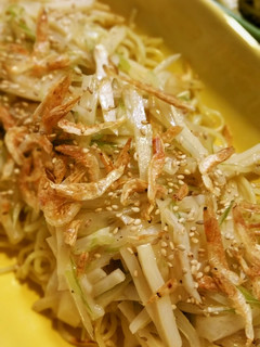 堅焼きそば♪セロリと筍と笹かまのあんかけ-レシピのメイン写真