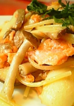 きのことサーモンのチーズパスタ-レシピのメイン写真