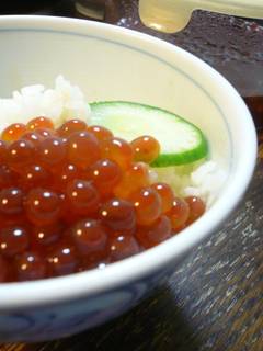 いくら。 いくら丼。 オープン迄あと4日。 #いくら #いくら丼