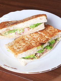 アボカドとハムのホットサンド-レシピのメイン写真