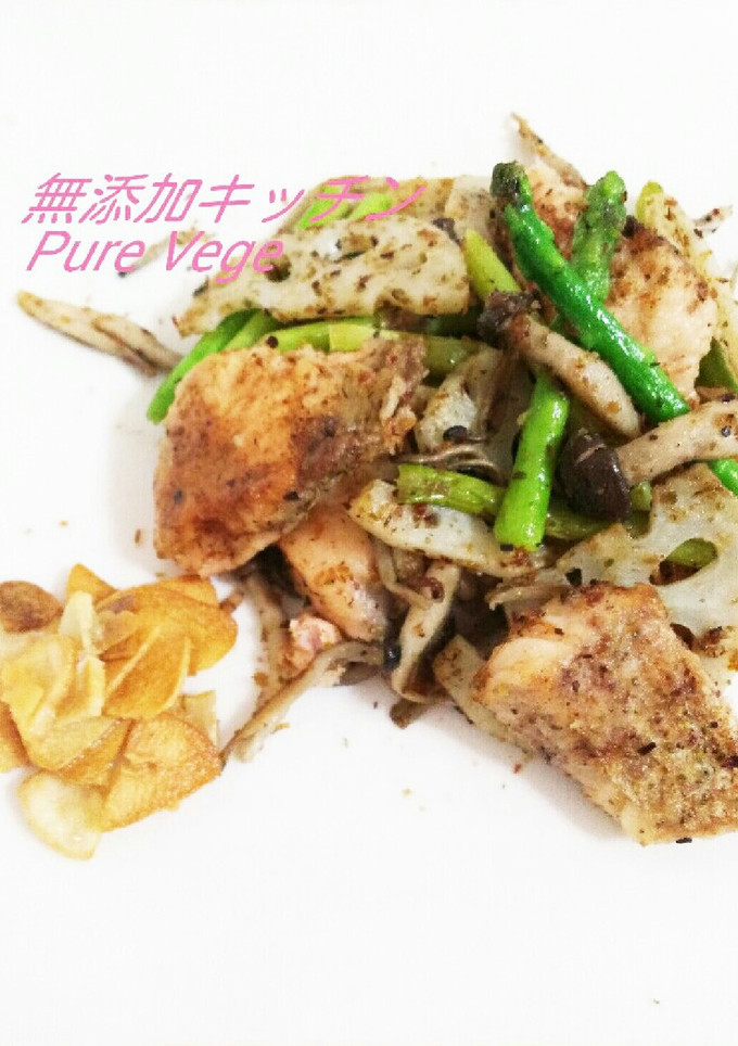 ふっくら秋鮭ときのこと蓮根の優しい炒め物-レシピのメイン写真