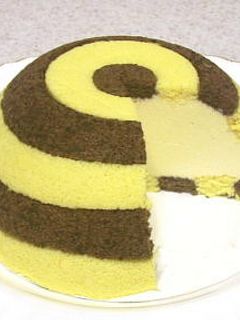 みつばちババロアケーキ-レシピのメイン写真