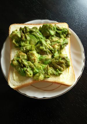 アボカドとおかか醤油トースト-レシピのメイン写真