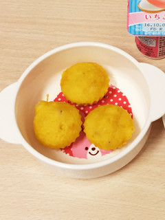 離乳食後期*レンジで簡単手づかみ蒸しパン-レシピのメイン写真