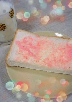 朝食♪焼かないパンに桜でんぶマーガリン-レシピのメイン写真