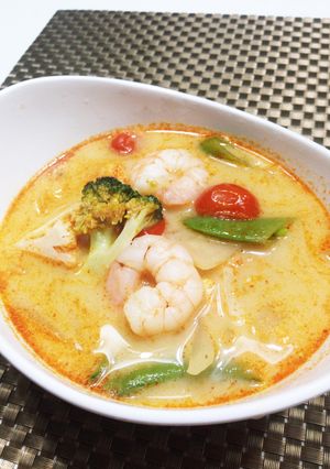 残り野菜でアジアン料理簡単トムヤムスープ-レシピのメイン写真