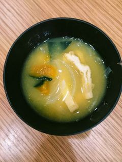かぼちゃの味噌汁~簡単!甘くて食べやすい-レシピのメイン写真