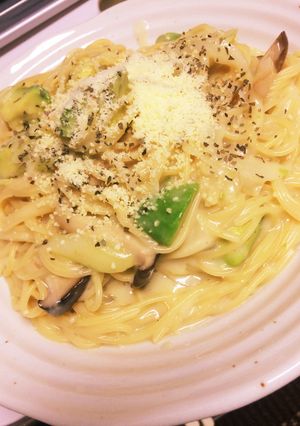 アボカドクリームパスタ-レシピのメイン写真