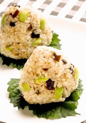 じゃこと枝豆入り☆よろこんぶおにぎり-レシピのメイン写真