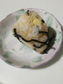 昆布とチーズのおにぎり-レシピのメイン写真