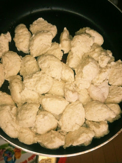 離乳食もOK☆簡単節約ヘルシー鶏胸団子-レシピのメイン写真